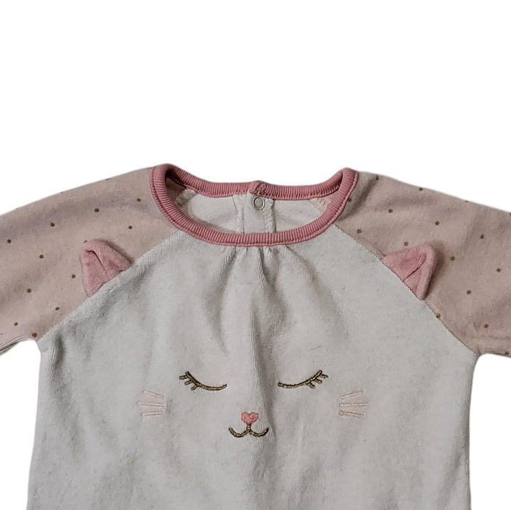 Pijama enteriza niña blanco con gato bordado  Talla 6M